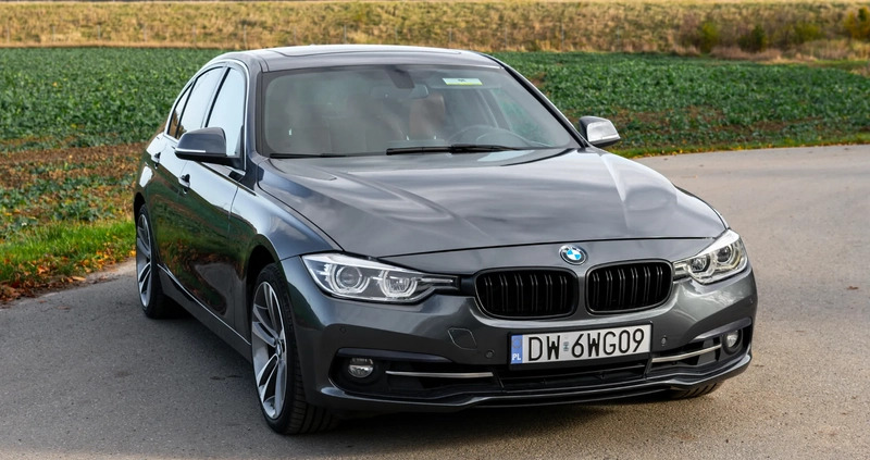 BMW Seria 3 cena 74900 przebieg: 186000, rok produkcji 2017 z Wrocław małe 301
